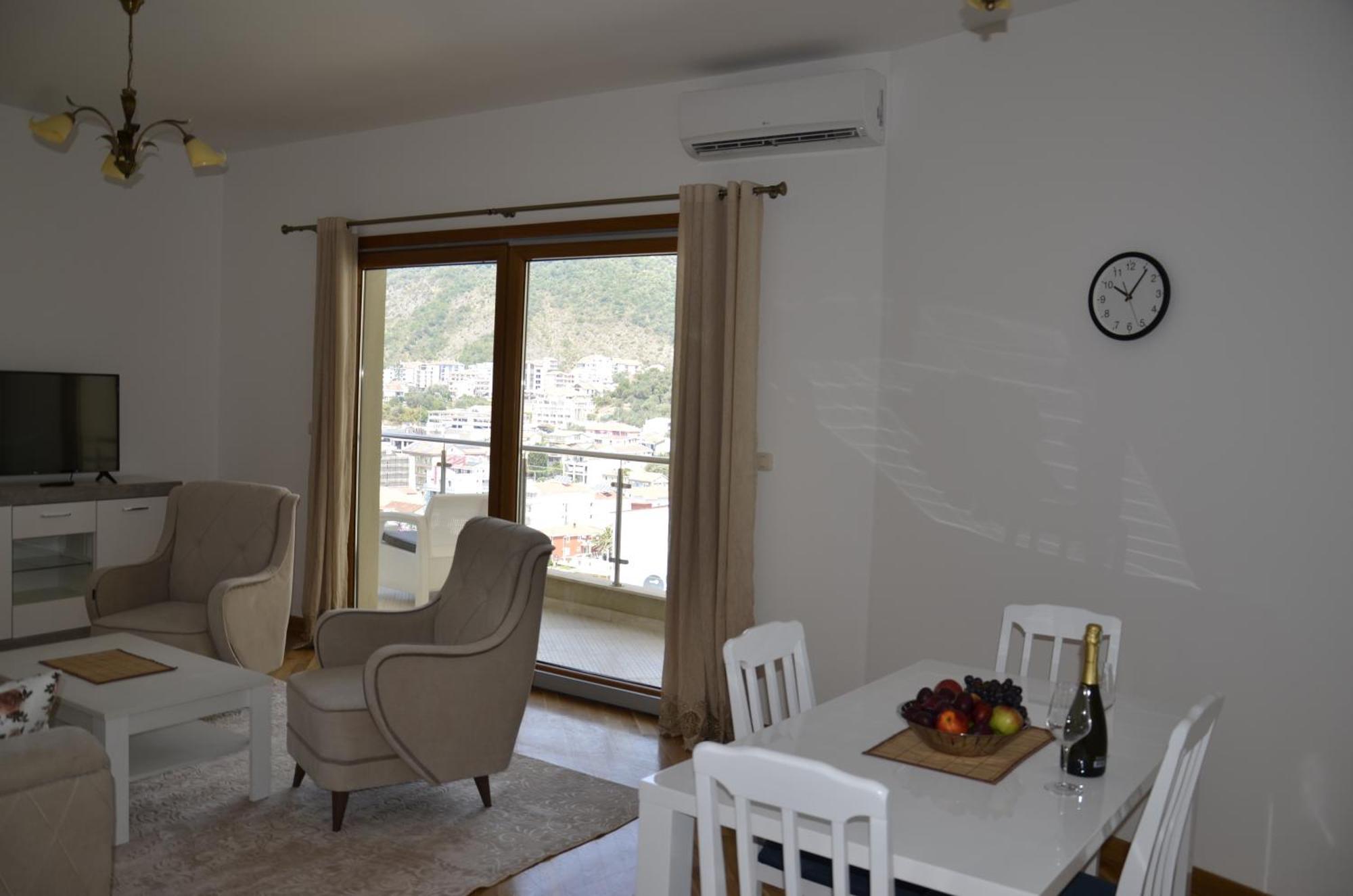 Apartmani Svetionik ブドヴァ 部屋 写真