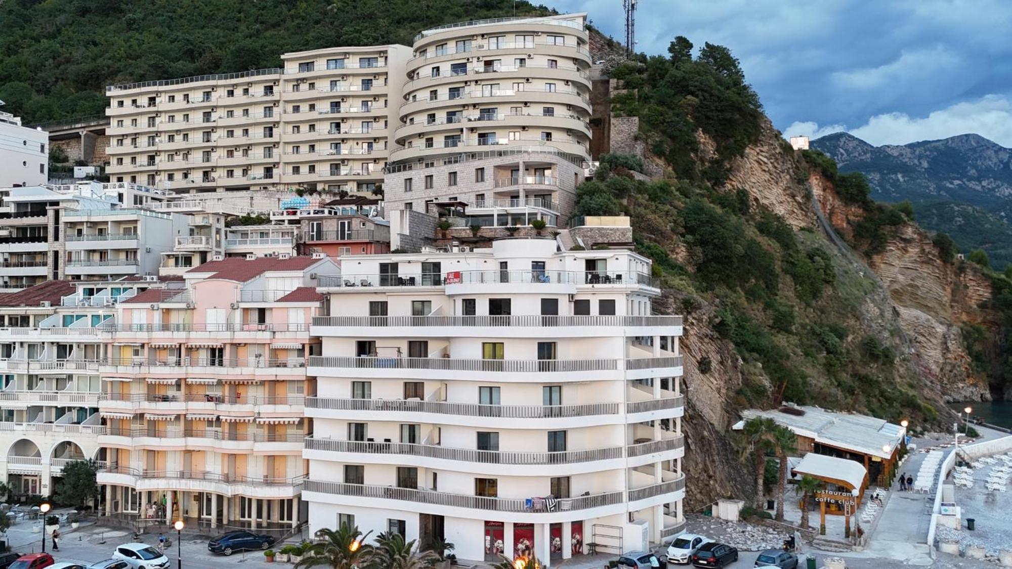 Apartmani Svetionik ブドヴァ エクステリア 写真