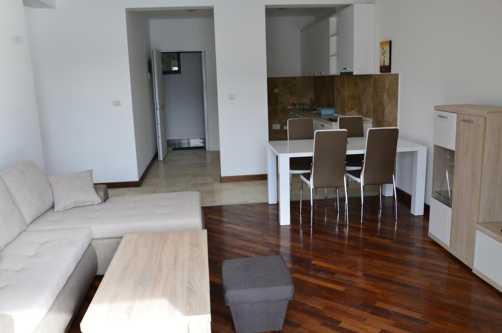 Apartmani Svetionik ブドヴァ エクステリア 写真