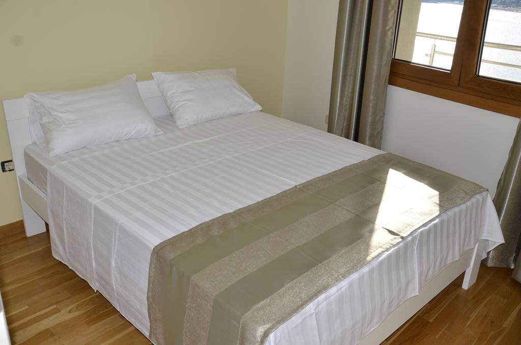 Apartmani Svetionik ブドヴァ エクステリア 写真