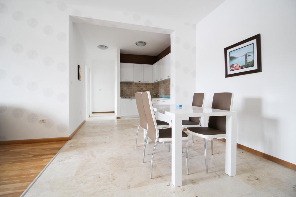 Apartmani Svetionik ブドヴァ エクステリア 写真