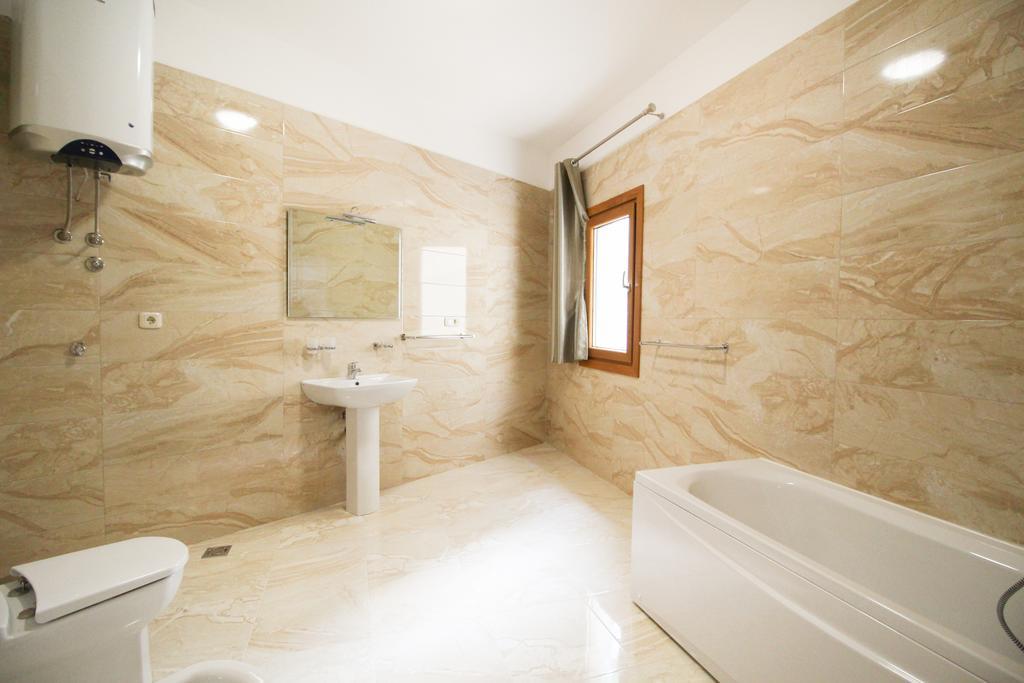 Apartmani Svetionik ブドヴァ エクステリア 写真
